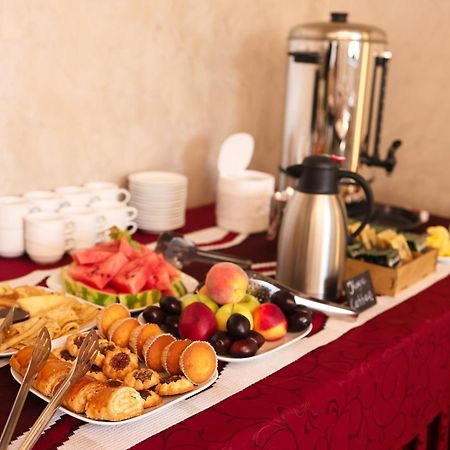 יירבאן Spa Hotel Grace Forum מראה חיצוני תמונה