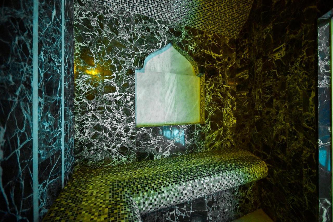 יירבאן Spa Hotel Grace Forum מראה חיצוני תמונה
