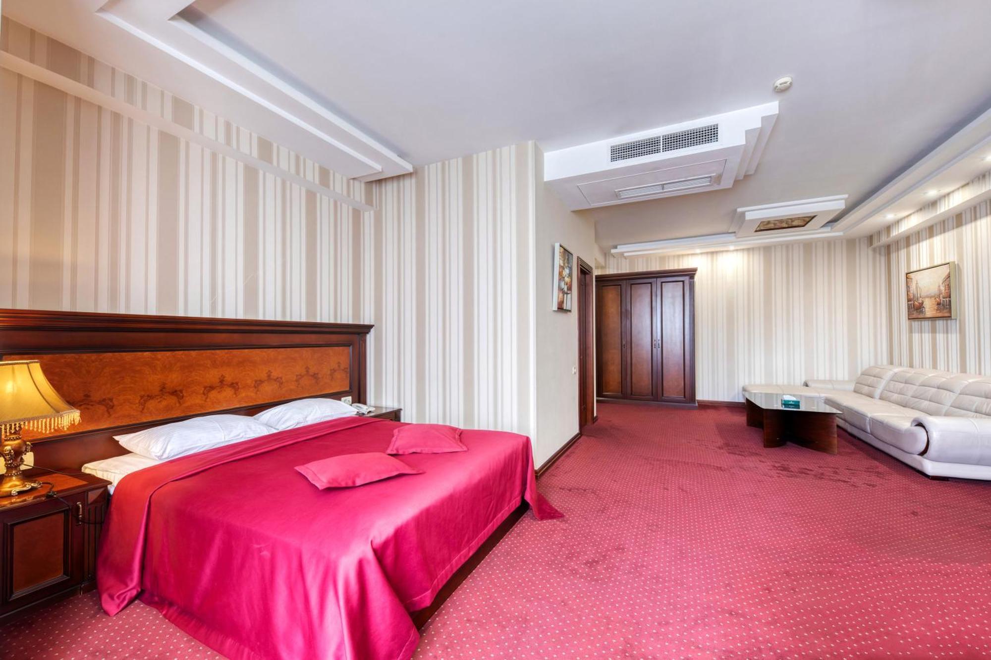יירבאן Spa Hotel Grace Forum חדר תמונה