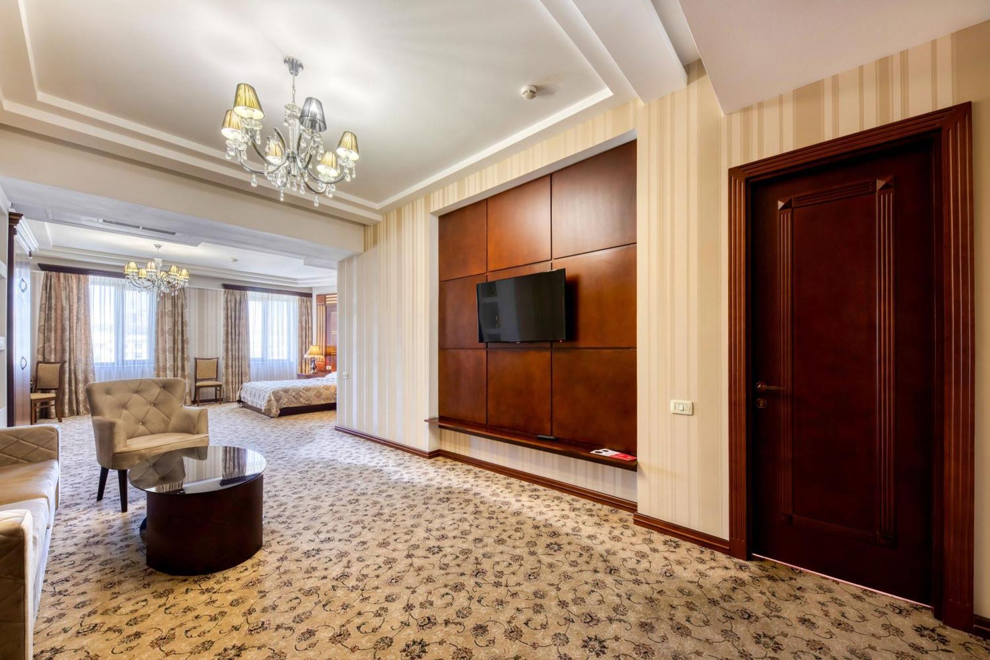 יירבאן Spa Hotel Grace Forum חדר תמונה