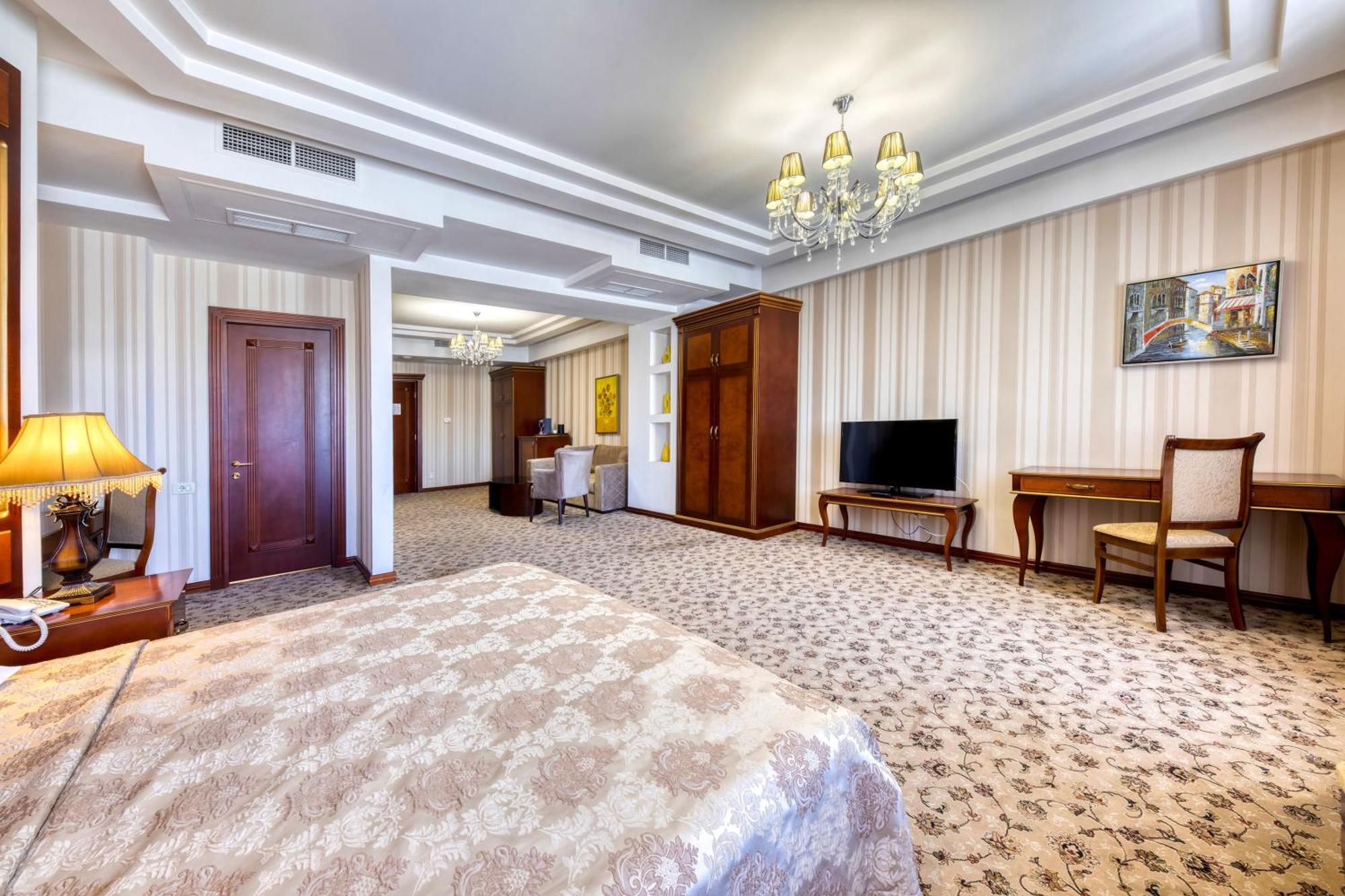 יירבאן Spa Hotel Grace Forum חדר תמונה